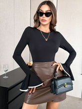 Contrast Binding Flare Sleeve Tee